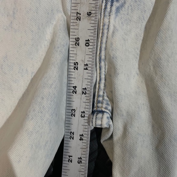 Levi's High Baggy Shorts Blue Light Wash Denim Women's Size‎ W31 - Picture 7 of 9